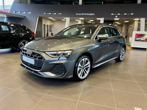 AUDI A3 2.0 40 TFSI GASOLINA SPORTBACK PERFORMANCE S-TRONIC AUDI A3 2.0 40 TFSI GASOLINA SPORTBACK PERFORMANCE S-TRONIC